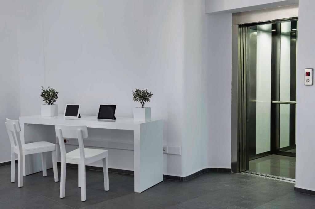 Acroterra Rosa Luxury Suites & Spa Akrotírion Kültér fotó