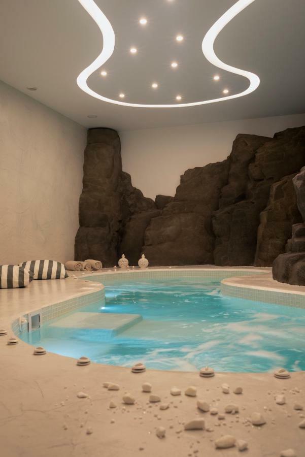 Acroterra Rosa Luxury Suites & Spa Akrotírion Kültér fotó